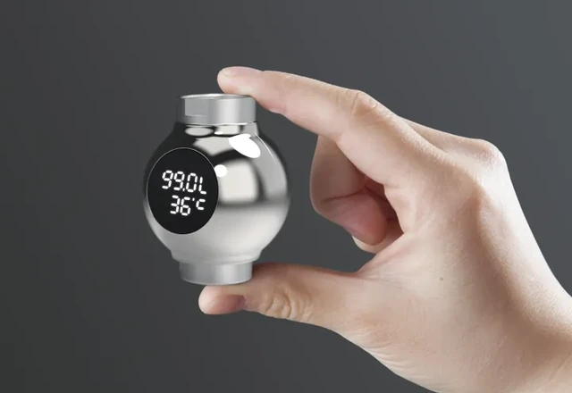 JM10315 self-powered LED faucet display showing temperature and water consumption